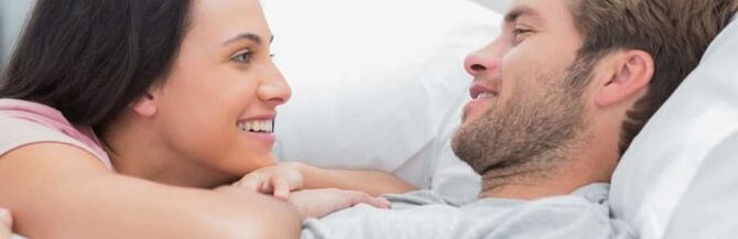 Әйелімен жыныстық белсенді адам