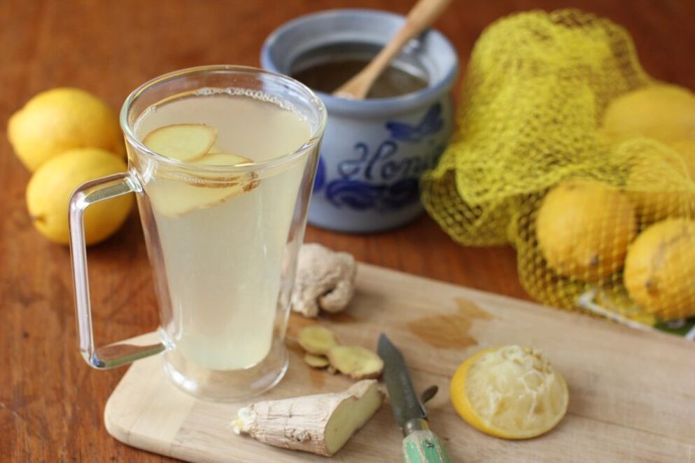 Бал және лимон шырыны қосылған зімбір лимонад